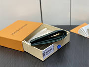 Louis Vuitton LV Multiple Green Wallet 11.5 x 9 x 1.5 cm - 2