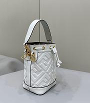 Fendi Mon Tresor White Leather FF Motif 18x12x14cm - 2