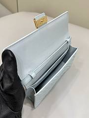 Fendi Baguette Bag Light Blue Chain 21x5x11.5cm - 4