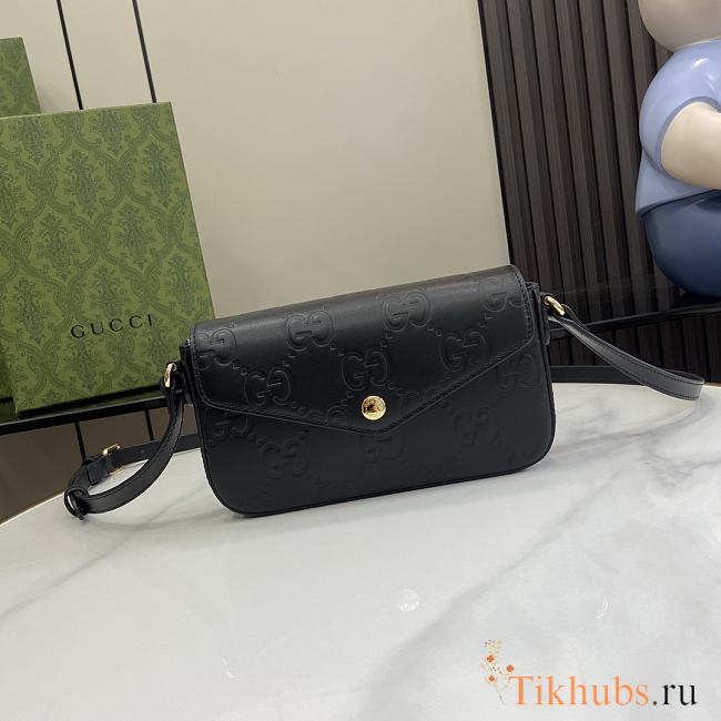 Gucci GG Super Mini Shoulder Bag Black 21x13.5x3cm - 1