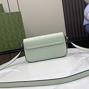 Gucci GG Super Mini Shoulder Bag Green 21x13.5x3cm - 5