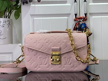 Louis Vuitton LV Pochette Métis East West Pink 21.5 x 13.5 x 6 cm