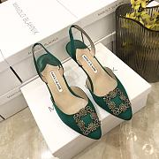 Manolo Blahnik Hangisi Slingback Pumps Green Heel 7cm - 4