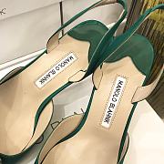 Manolo Blahnik Hangisi Slingback Pumps Green Heel 7cm - 2