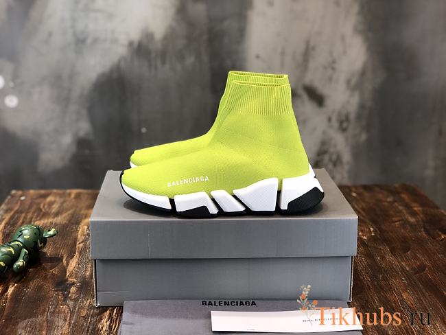 Balenciaga Speed 2.0 Lace-Up Sneaker Green - 1