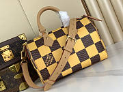 Louis Vuitton LV Speedy Bandoulière 25 Yellow 25 x 15 x 15 cm - 5