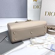 Dior Medium Lady D-Sire Bag Powder Beige Bull 30 x 20 x 13 cm - 2