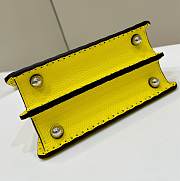 Fendi Peekaboo Iseeu Bag Yellow 20x11x15cm - 5