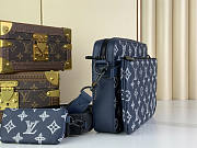 Louis Vuitton LV Trio Messenger G65 Navy Blue 25 x 18.5 x 7 cm - 5