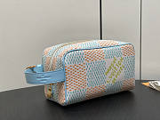 Louis Vuitton LV Locker Dopp Kit Light Blue 23 x 13 x 12 cm - 2