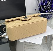 Chanel Top Handle Beige Silver Lambskin 20x14x7cm - 5