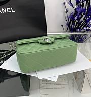 Chanel Top Handle Green Silver Lambskin 20x14x7cm - 4