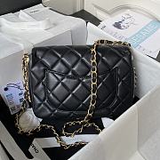 Chanel 23B Flap Bag Black Gold Lambskin 23x16x10cm - 3