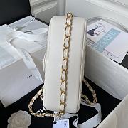 Chanel 23B Flap Bag White Gold Lambskin 23x16x10cm - 5