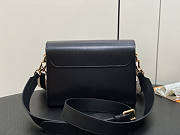 Louis Vuitton LV Twist MM Black Epi Smooth 23 x 17 x 9.5 cm - 5