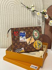 Louis Vuitton LV Toilet Pouch Other Monogram Canvas 20 x 25 x 5.5 cm - 2