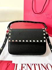 Valentino Garavani Rockstud Black Bag 19x13.5x3cm - 1