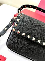 Valentino Garavani Rockstud Black Bag 19x13.5x3cm - 3