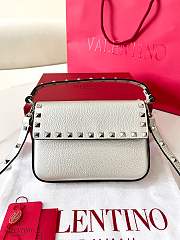 Valentino Garavani Rockstud White Bag 19x13.5x3cm - 1