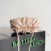 Bottega Veneta Mini Pouch Intrecciato Leather Clutch Pink 22x13x5cm - 2