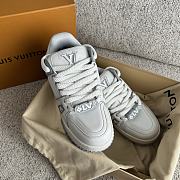 Louis Vuitton LV Trainer Maxi Sneaker White Grey - 4