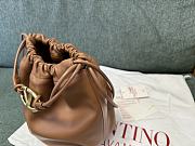 Valentino Vlogo Pouf Caramel Leather Small Bucket Bag 23x19x14cm - 6