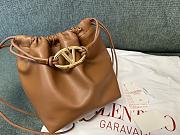 Valentino Vlogo Pouf Caramel Leather Small Bucket Bag 23x19x14cm - 3