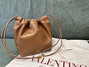 Valentino Vlogo Pouf Caramel Leather Small Bucket Bag 23x19x14cm - 2