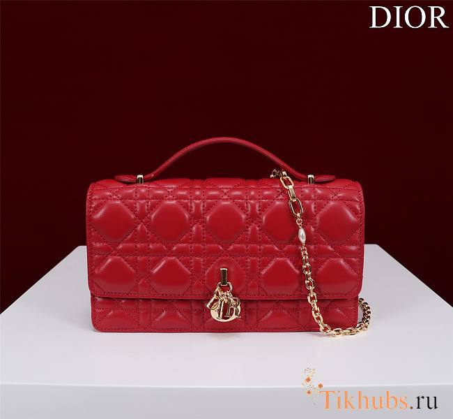 Dior Mini Miss Bag Cannage Lambskin Red 21 x 11.5 x 4.5 cm - 1