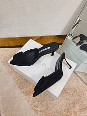 Manolo Blahnik Maysli Black Suede Slingback Pumps 7cm - 2