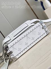 Louis Vuitton LV Clutch Box Bag White 24 x 16.5 x 8 cm - 2