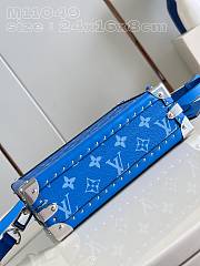 Louis Vuitton LV Clutch Box Bag Blue 24 x 16.5 x 8 cm - 4