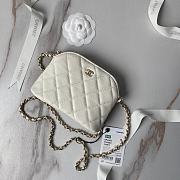 Chanel Clutch With Chain Caviar White 16x11x2.5cm - 5