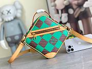 Louis Vuitton LV Chess Messenger Green Bag 24 x 24 x 8 cm - 1