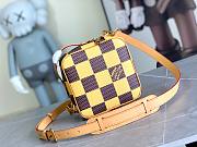 Louis Vuitton LV Chess Messenger Yellow Bag 24 x 24 x 8 cm - 5