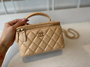 Chanel Vanity Case Top Handle Beige Lambskin Gold 17cm - 1