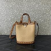 Valentino Garavani Mini Rockstud Raffia Shoulder Bag 19x16x8.5cm - 1