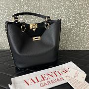 Valentino Garavani Rockstud Tote Bag Black 26x11x24cm - 3