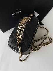 Chanel Top Handle Vanity Case Black Caviar 17x10x8cm - 4