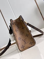 Louis Vuitton LV OnTheGo BB Monogram 18 x 15 x 8.5 cm - 4