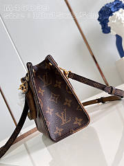 Louis Vuitton LV OnTheGo BB Monogram 18 x 15 x 8.5 cm - 2