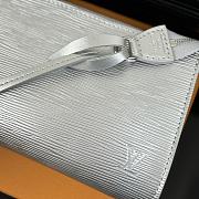 Louis Vuitton LV Pochette Accessoires Silver 22 x 11.6 x 3 cm - 4