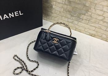 Chanel Vanity Case Top Handle Black Bag 17x9.5x8cm