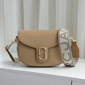 Marc Jacobs Leather Saddle Bag Beige 25x18x8cm