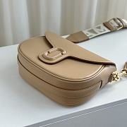 Marc Jacobs Leather Saddle Bag Beige 25x18x8cm - 5