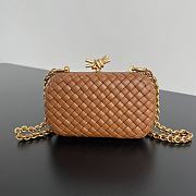 Bottega Veneta Knot With Chain Cognac 19x11.5x5cm - 1