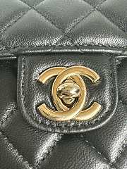 Chanel Black Lambskin Mini Heart Bag 13x12x5.5cm - 4