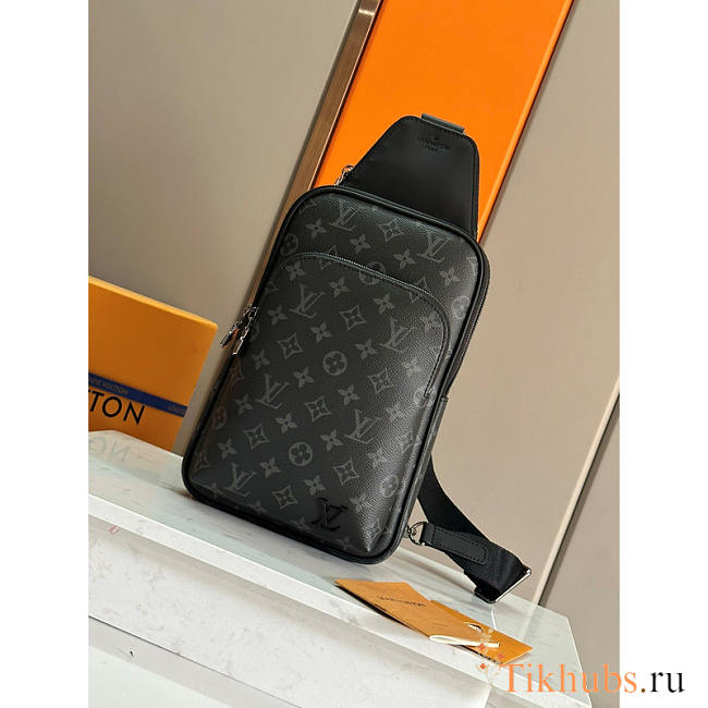 Louis Vuitton LV Avenue Slingbag Monogram Black 20 x 31 x 7 cm - 1