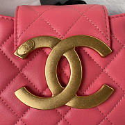 Chanel Messenger Bag Lambskin Gold Coral Pink 21x14x5cm - 4