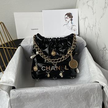 Chanel 22 Handbag Black 20x19x6cm